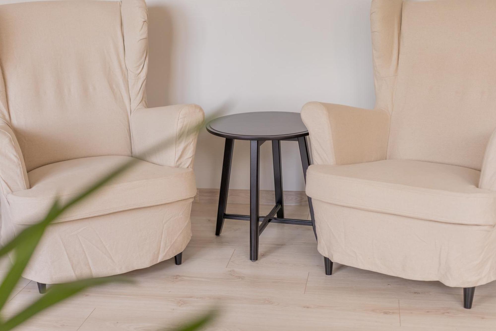 Sunny Between Airport And With 3 Bedrooms Riga